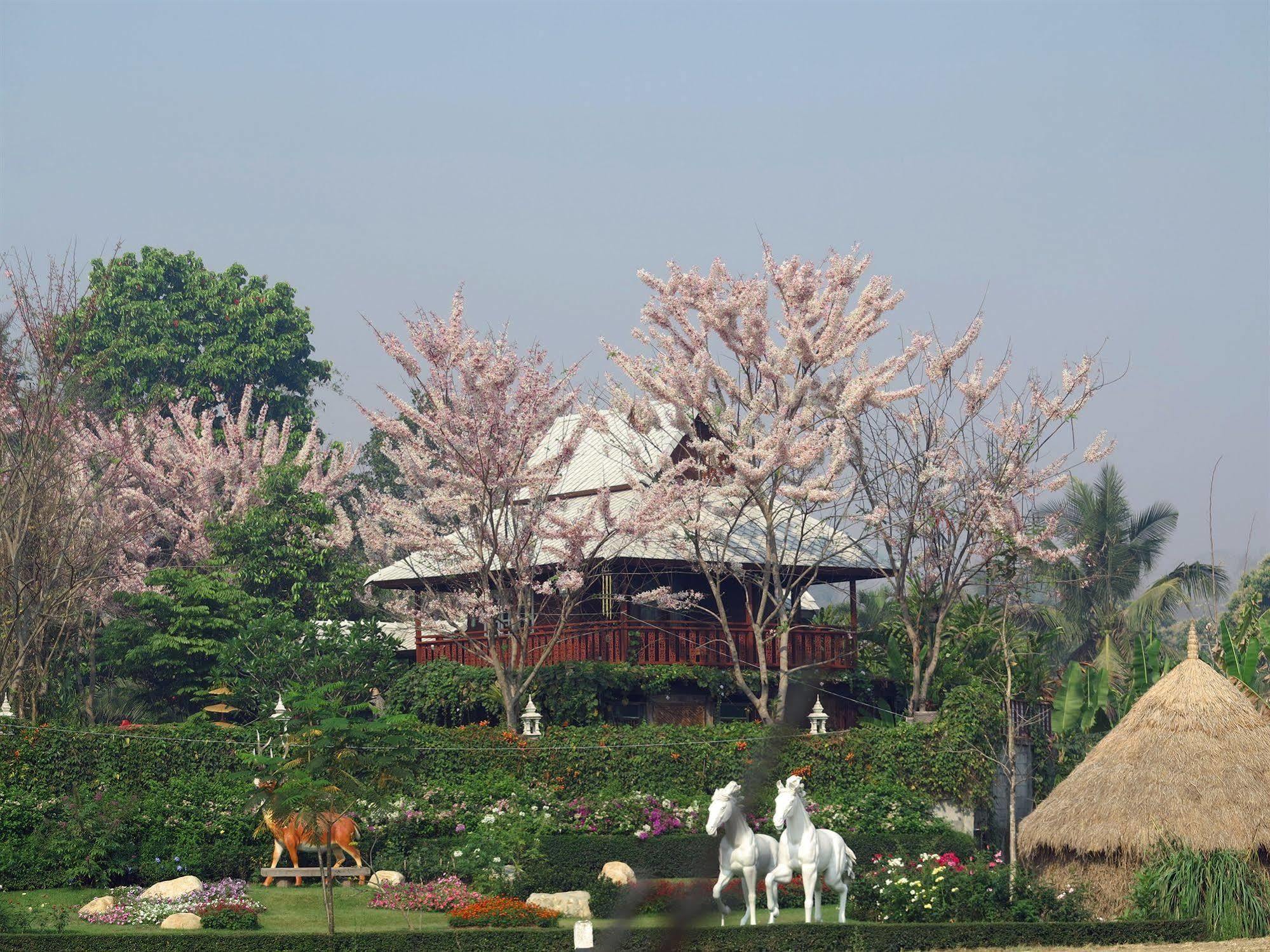 Phusanfah Resort Мае Таенг Экстерьер фото